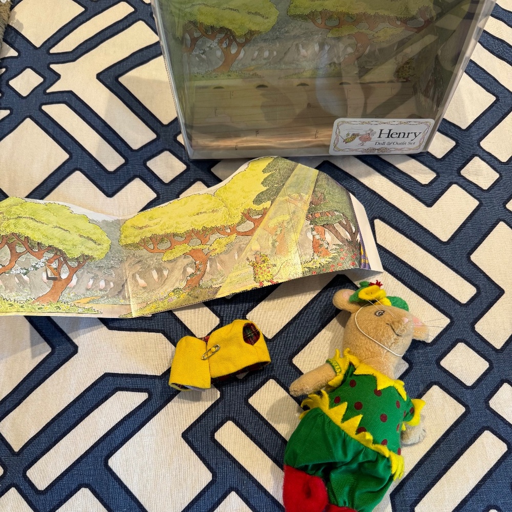 American Girl Henry Doll Outfit Green Yellow Red Accessory Set